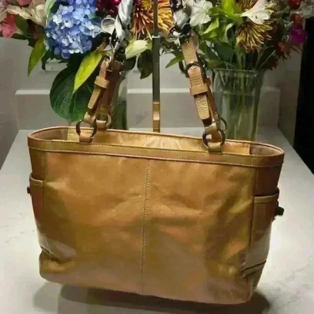 Coach Gallery F13761 Golden Tan Patent Leather Medium Shoulder Bag Turn Locks